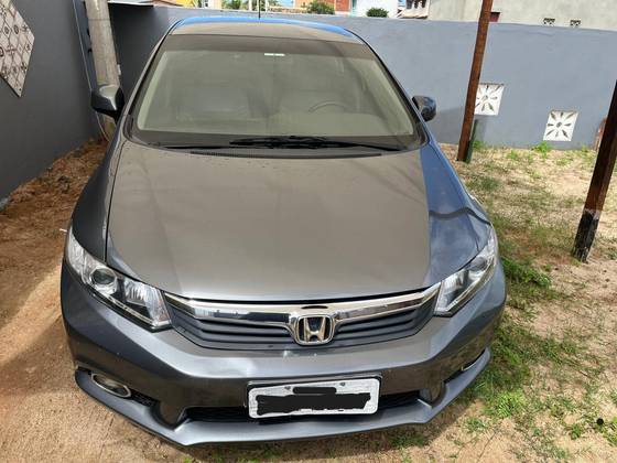 HONDA CIVIC 1.8 LXS 16V FLEX 4P AUTOMÁTICO HONDA CIVIC 1.8 LXS 16V FLEX 4P AUTOMÁTICO